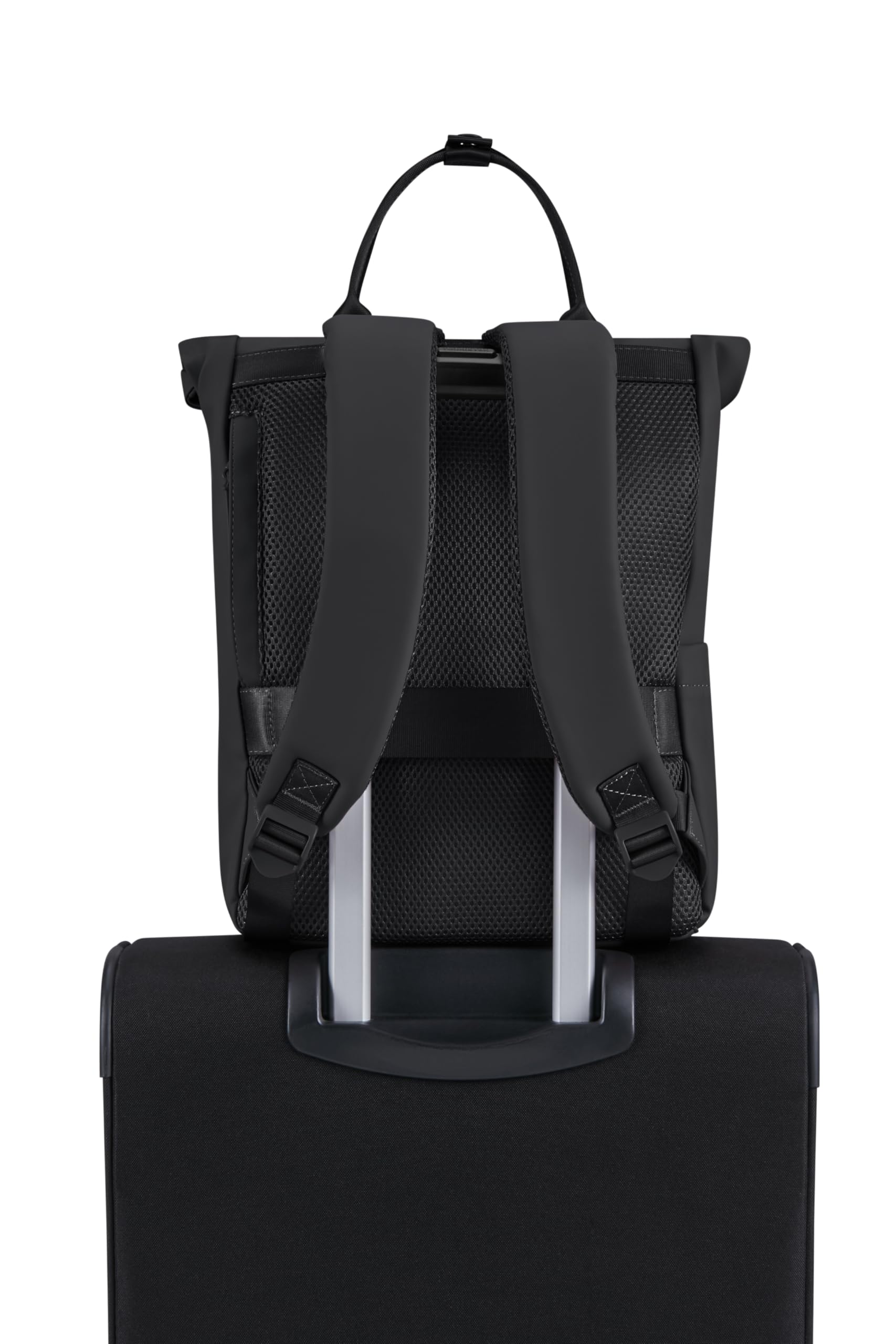 american-tourister-urban-groove-ug16-mono-sac-dos-femme-17l-noir image 8