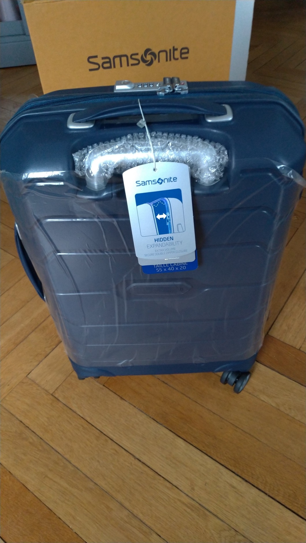 Bonne valise, mais attention aux dimensions