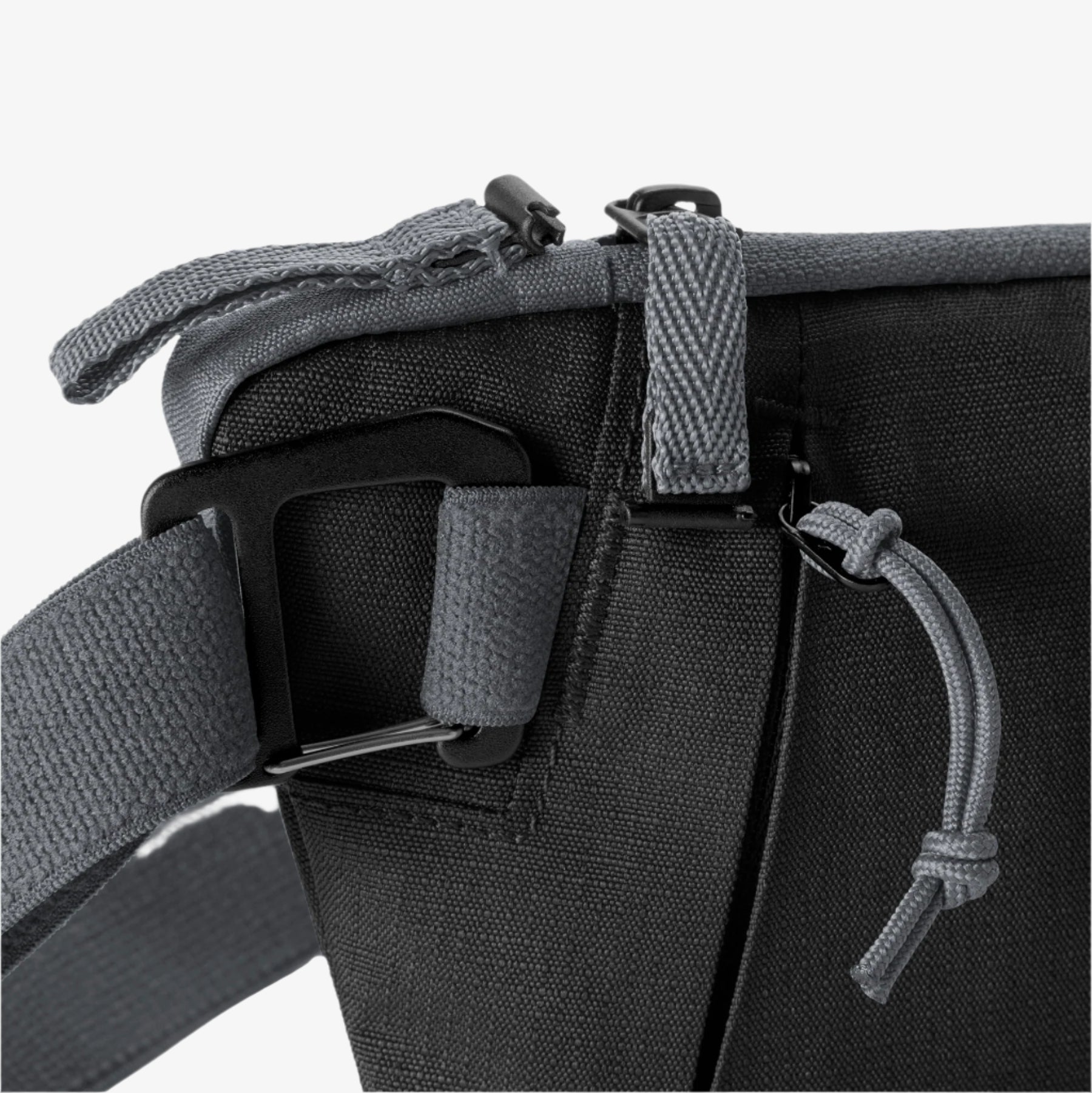 eagle-creek-stash-rfid-crossbody-bag image 8